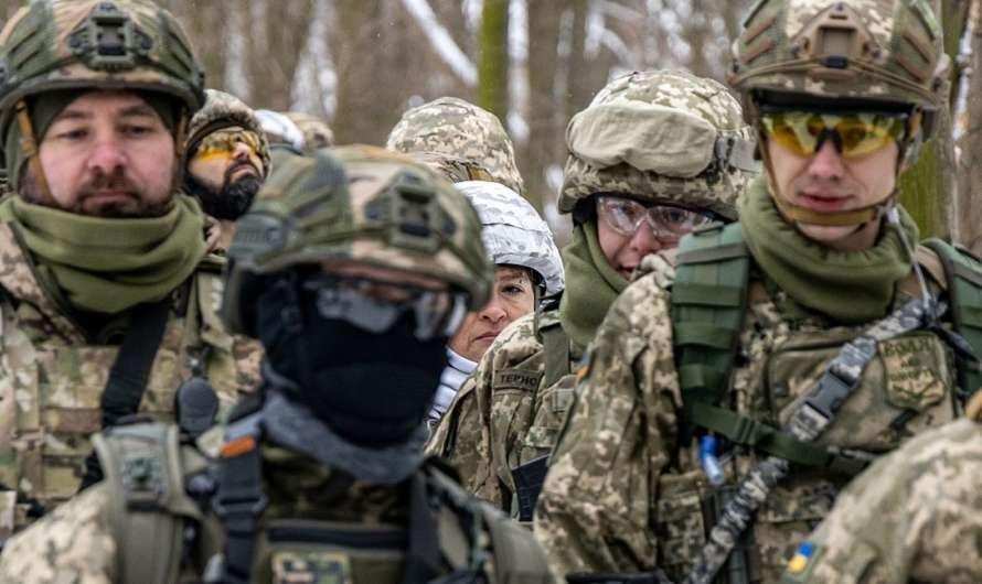 Мисливці у партизанському загоні